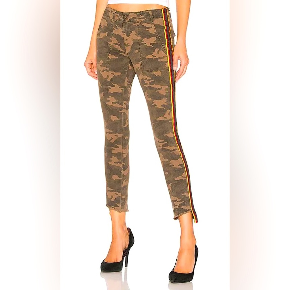 PAM & GELA 29 SIDE STRIPE CAMO PANTS